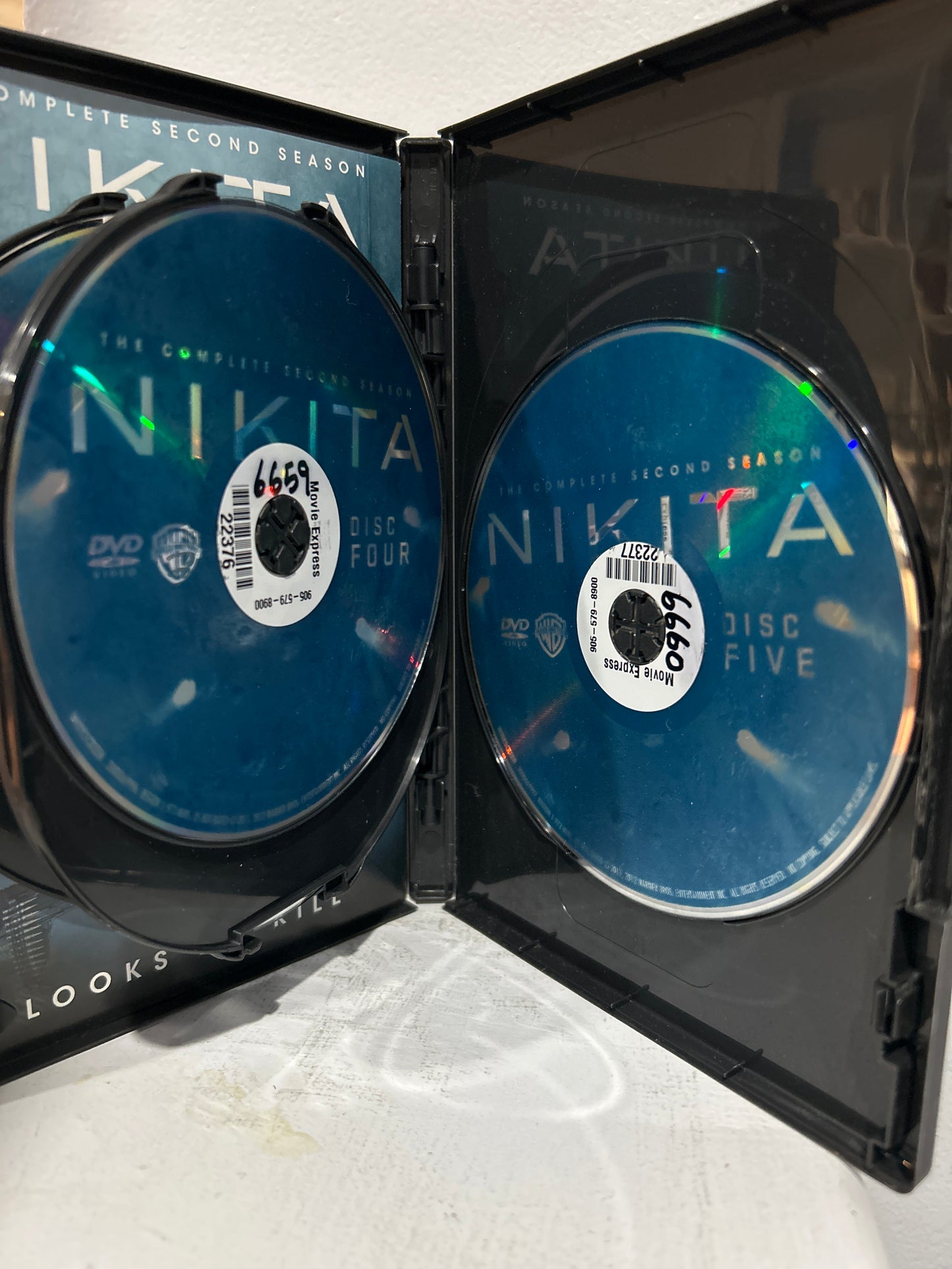 Nikita : TV Series (2010-2013) - The Complete Series