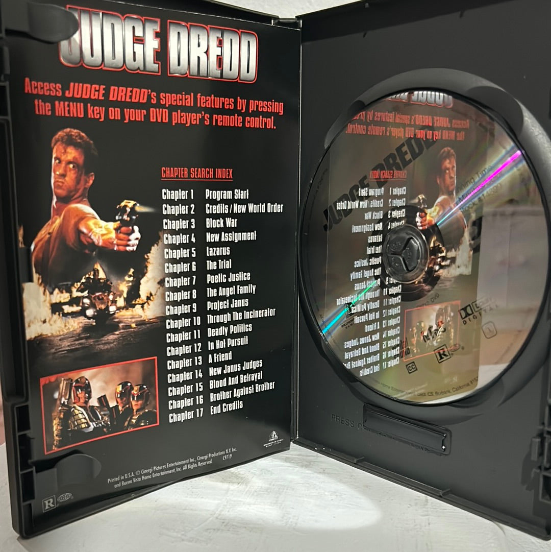 Judge Dredd (1995)