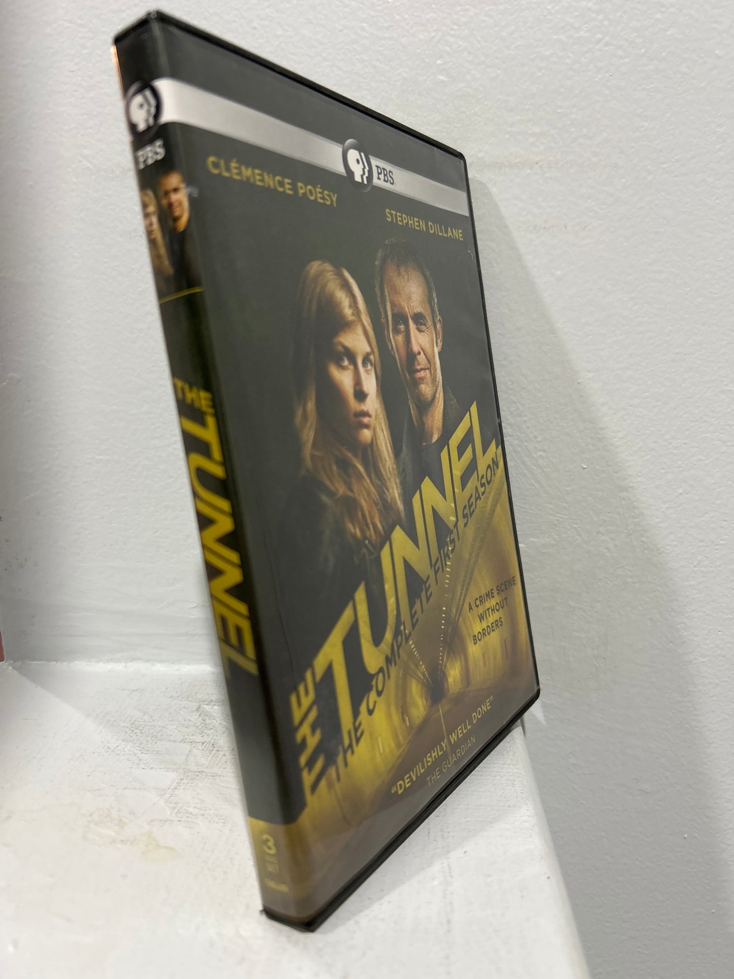 The Tunnel : TV Series (2013-2018) - The Complete First Season