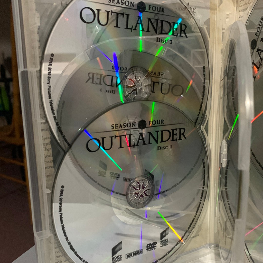 Outlander: TV Series (2014- ) - The Complete Season Four