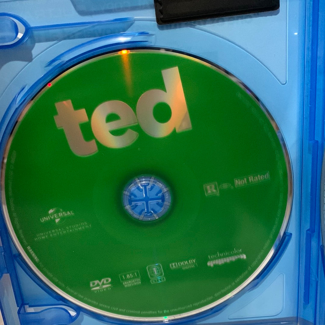 Ted (2012)