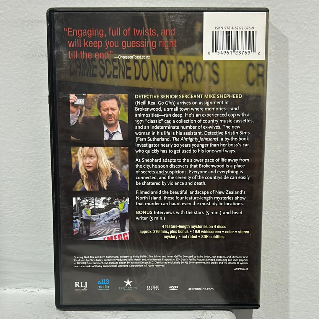 The Brokenwood Mysteries: TV Series (2014-    ): SERIES 1
