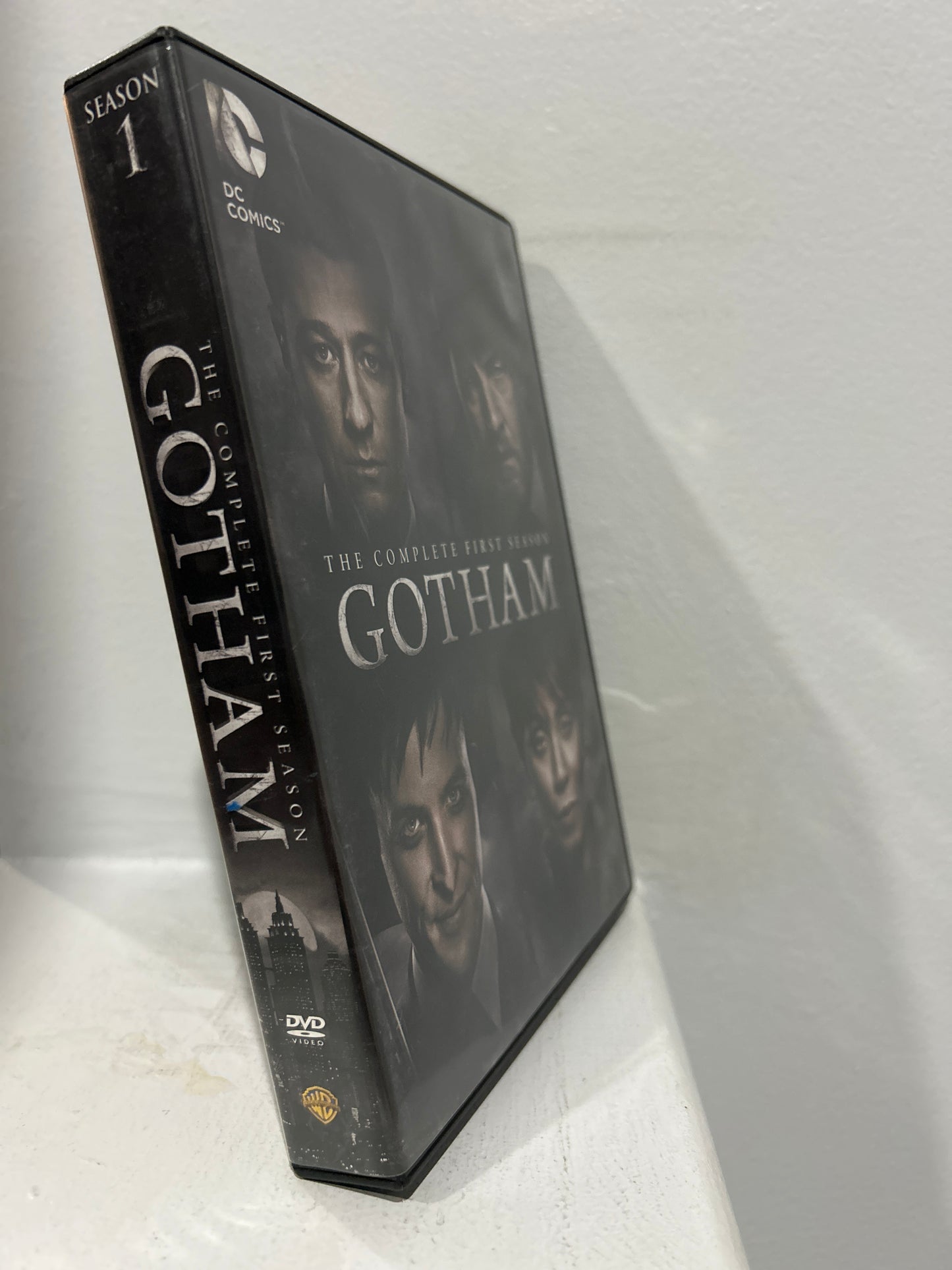 Gotham : TV Series (2014-2019) - The Complete First Season