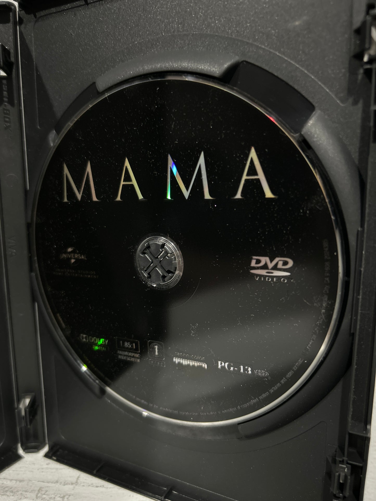 Mama (2013)