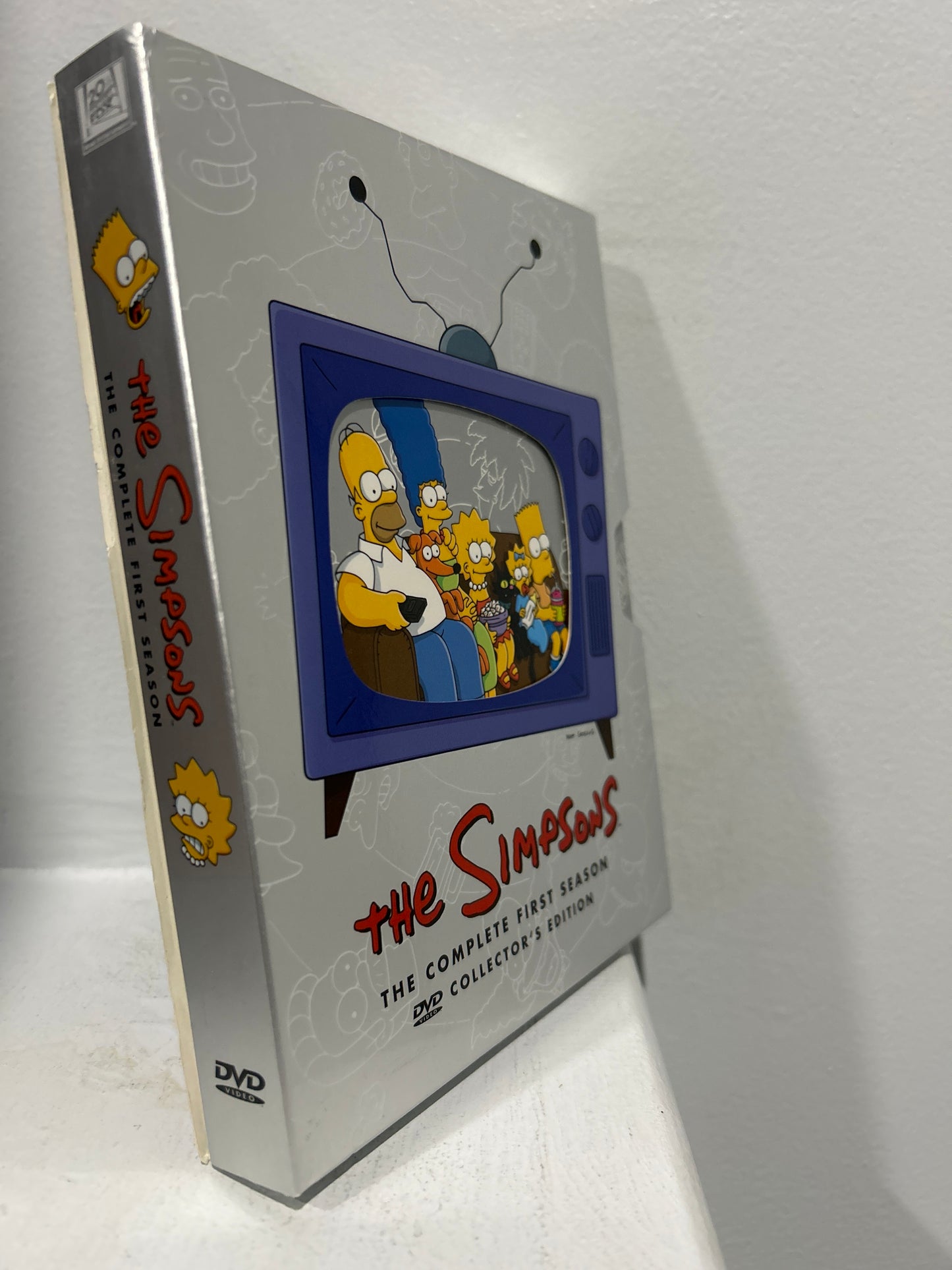 The Simpsons : TV Series (1989-    ): The Complete First Season