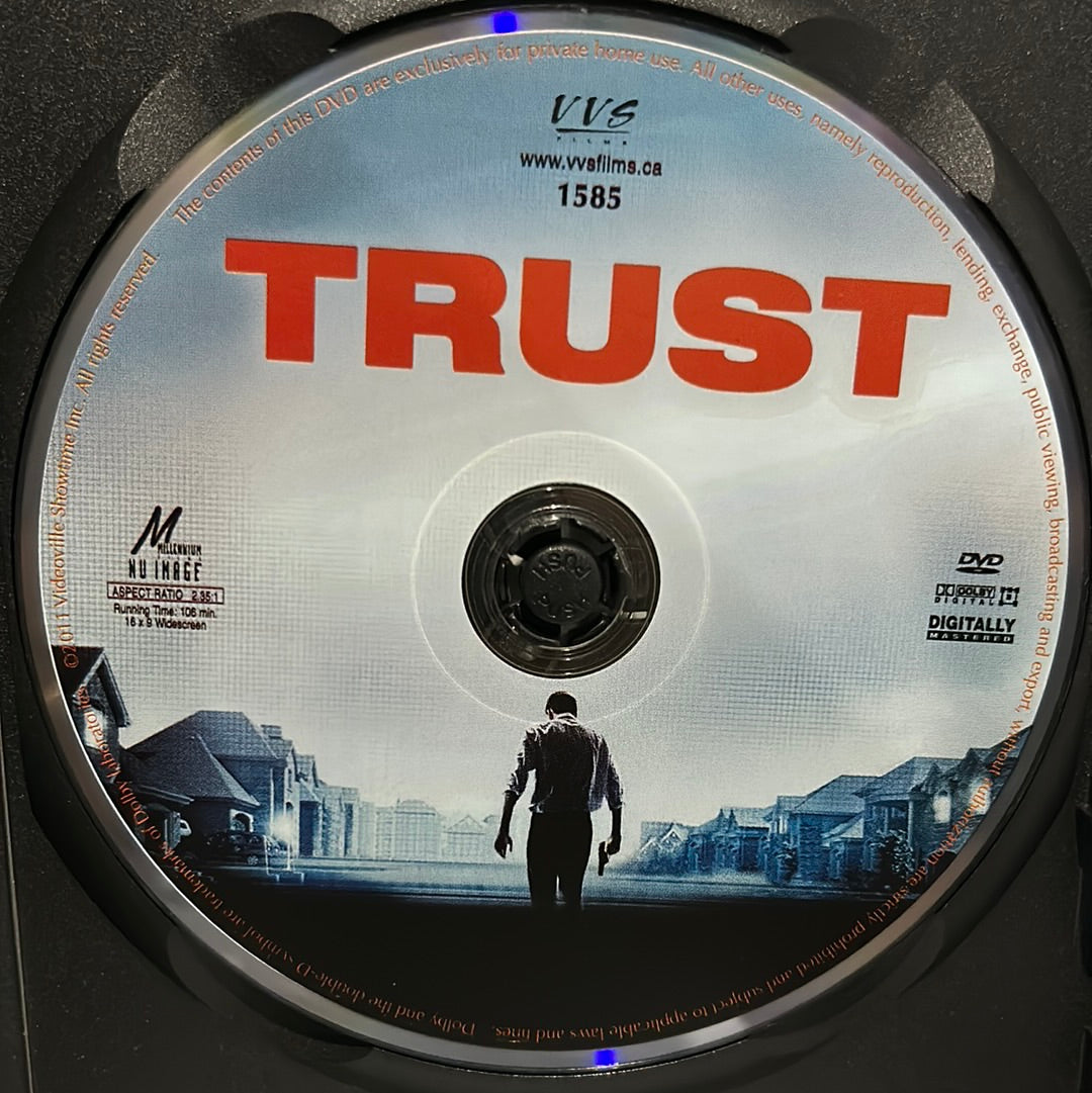 Trust (2010)