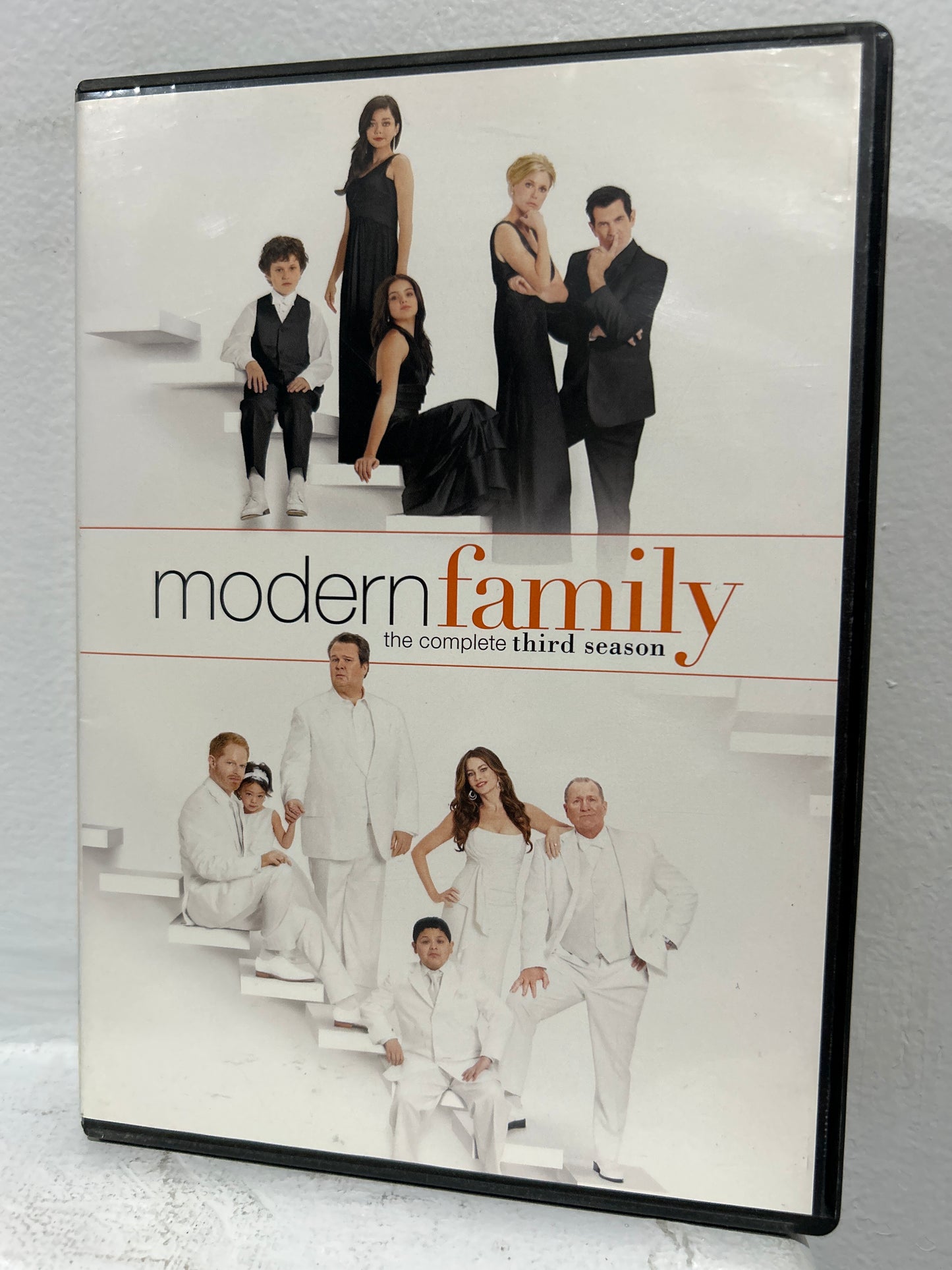 Modern Family: TV Series (2009-2020) - The Complete Third Season