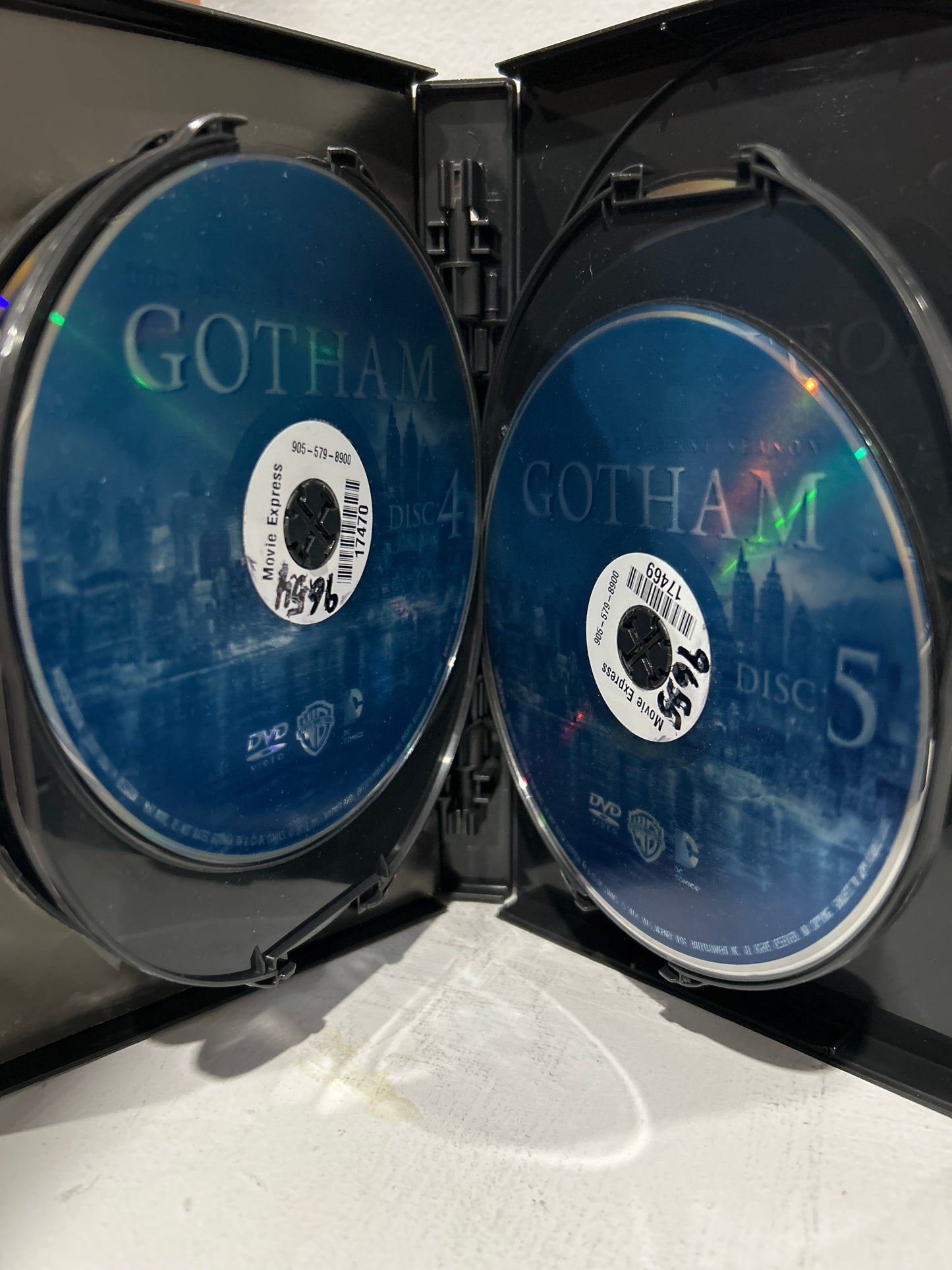 Gotham : TV Series (2014-2019) - The Complete First Season