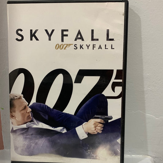 JAMES BOND 007 - Skyfall (2012)