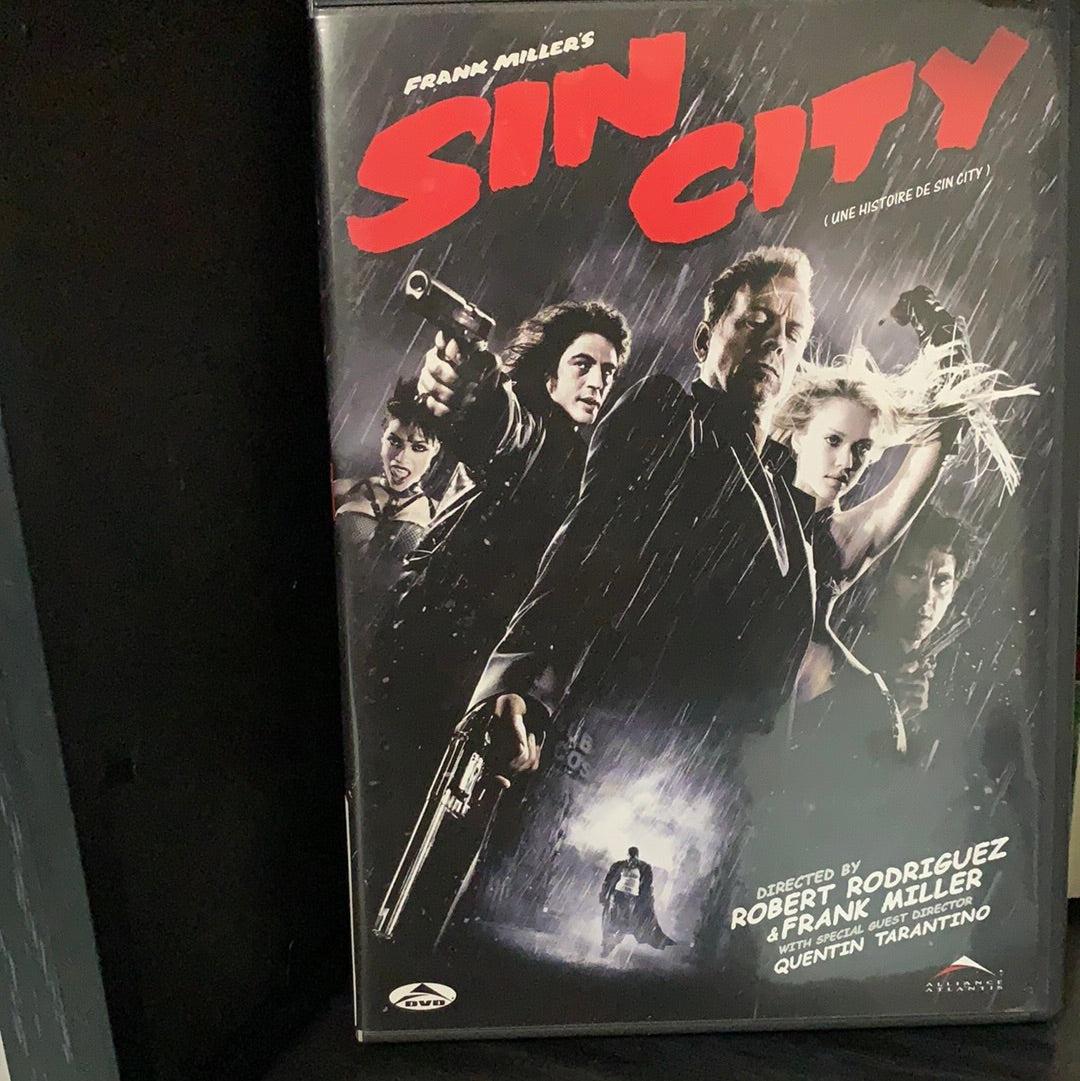 Sin City (2005)