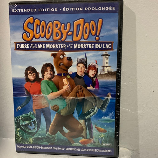 Scooby-Doo! Curse of the Lake Monster (2010)