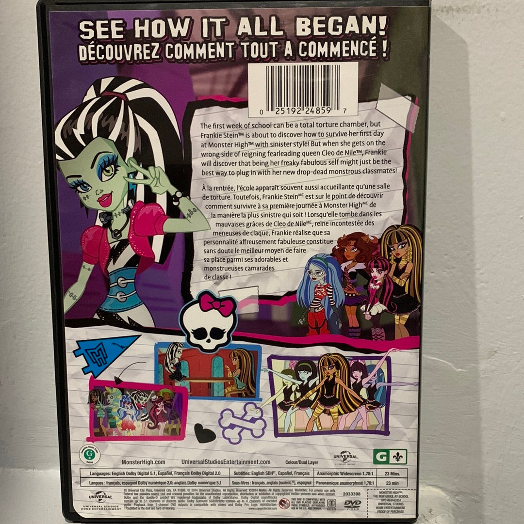 Monster High: New Ghoul at School (2014)