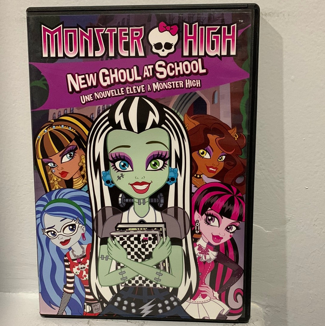 Monster High: New Ghoul at School (2014)